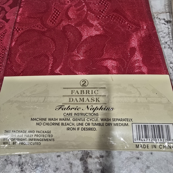 Fabric Damask Napkins - Red and Beige - Picture 6 of 8